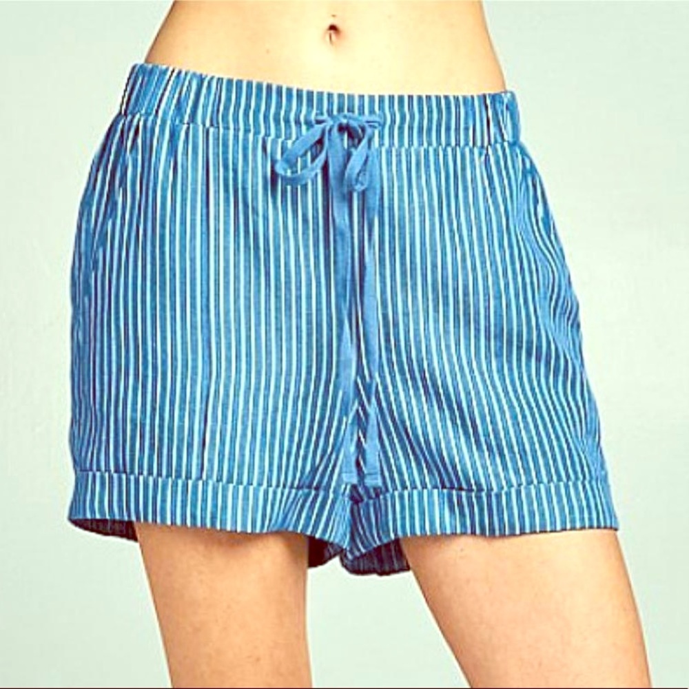 Ellison Striped Shorts - Picture 3 of 7